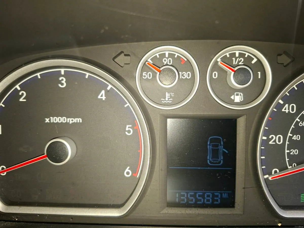 2011 hyundai i30 - Image 2