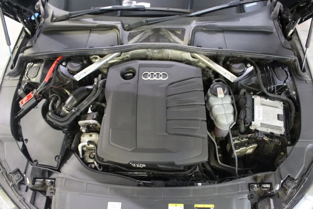 Audi A4 35 TDI 163HP S Tronic SE - TENDER 8 - Image 4