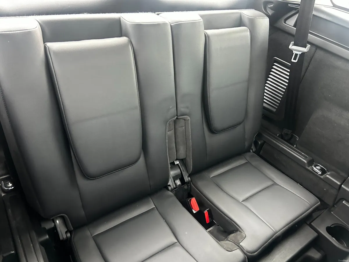 Land Rover Discovery 2016 - Image 6