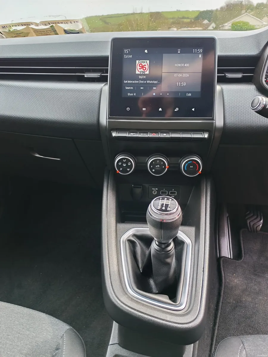 Renault Clio 2021 - Image 2