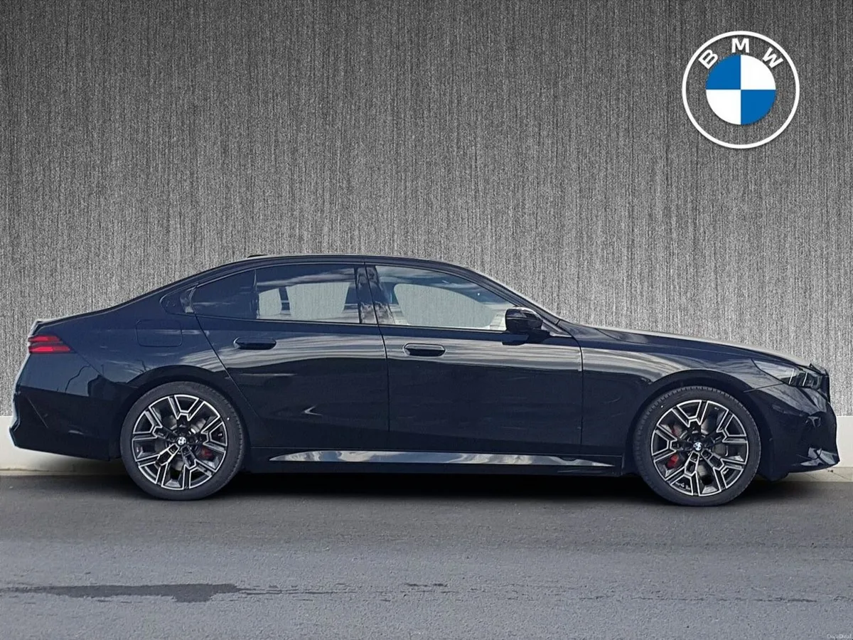BMW 5-Series 3.0 - Image 3