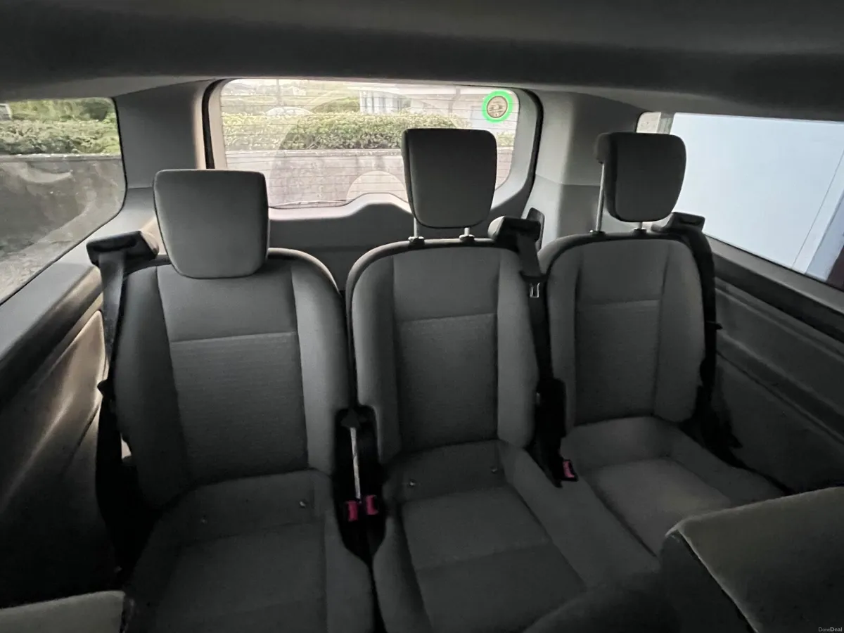 Ford Tourneo Custom 2019. 8 passengers - Image 3