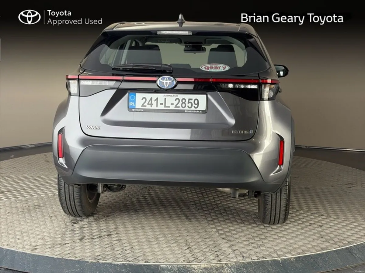 Toyota Yaris Cross HYBRID LUNA - Image 4