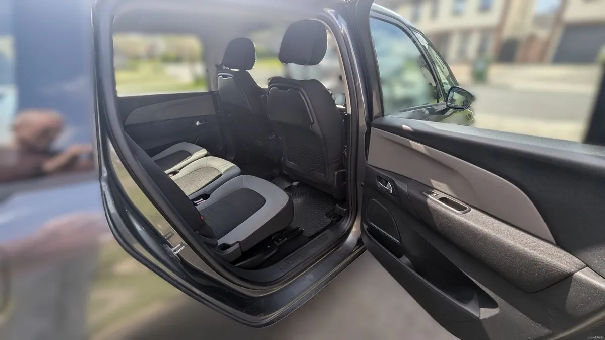 Citroen C4 Grand Picasso 2016 | 7 Seater | NCT 09 - Image 4