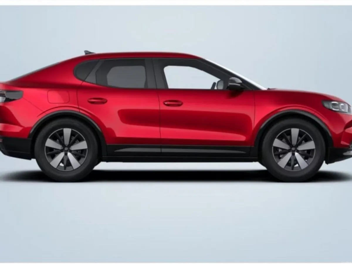 Ford Capri Select RWD Extended Range - Image 2