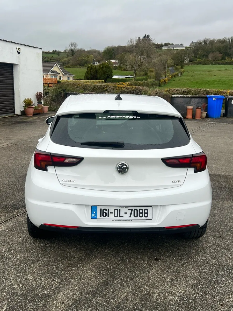 Vauxhall Astra 1.6 CDTi Sport - Image 4