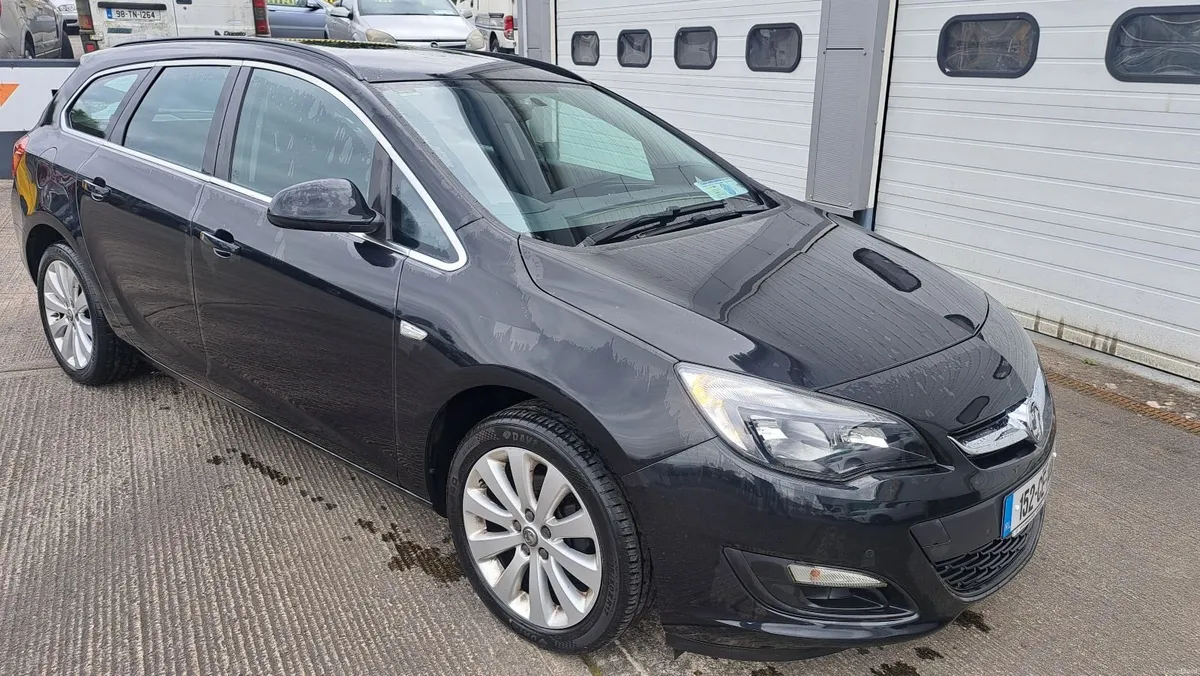 Vauxhall Astra 2015 - Image 1