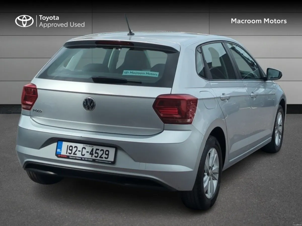 Volkswagen Polo TRENDLINE 1.0 MANUAL 5SPEED 65HP 5 - Image 2