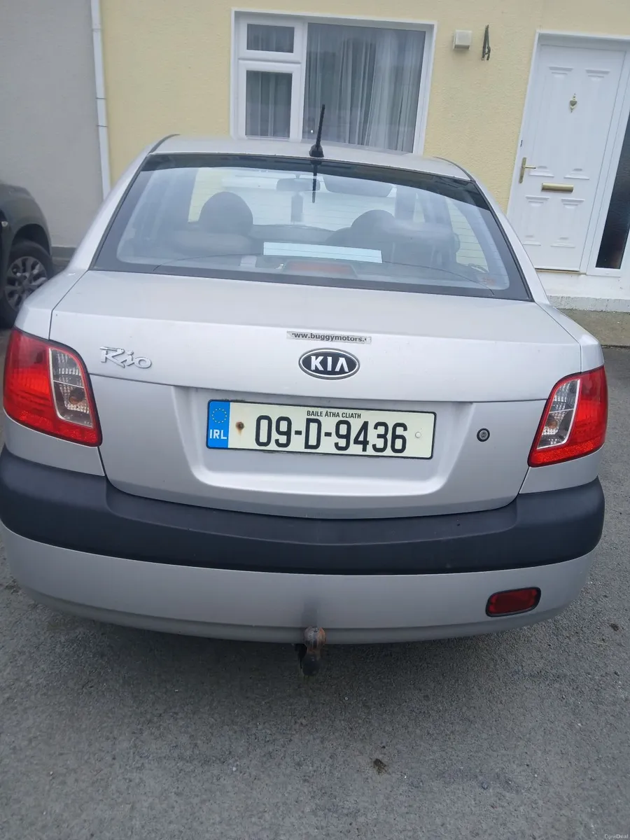 Kia Rio 2009 - Image 2