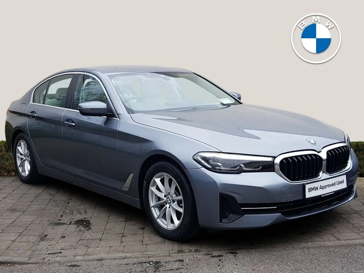 BMW 5-Series 520d SE - Image 1