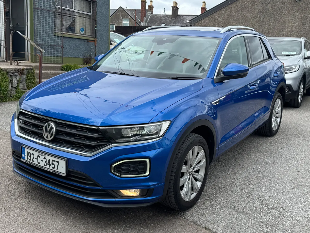 Volkswagen T-Roc 1 owner low mileage - Image 4