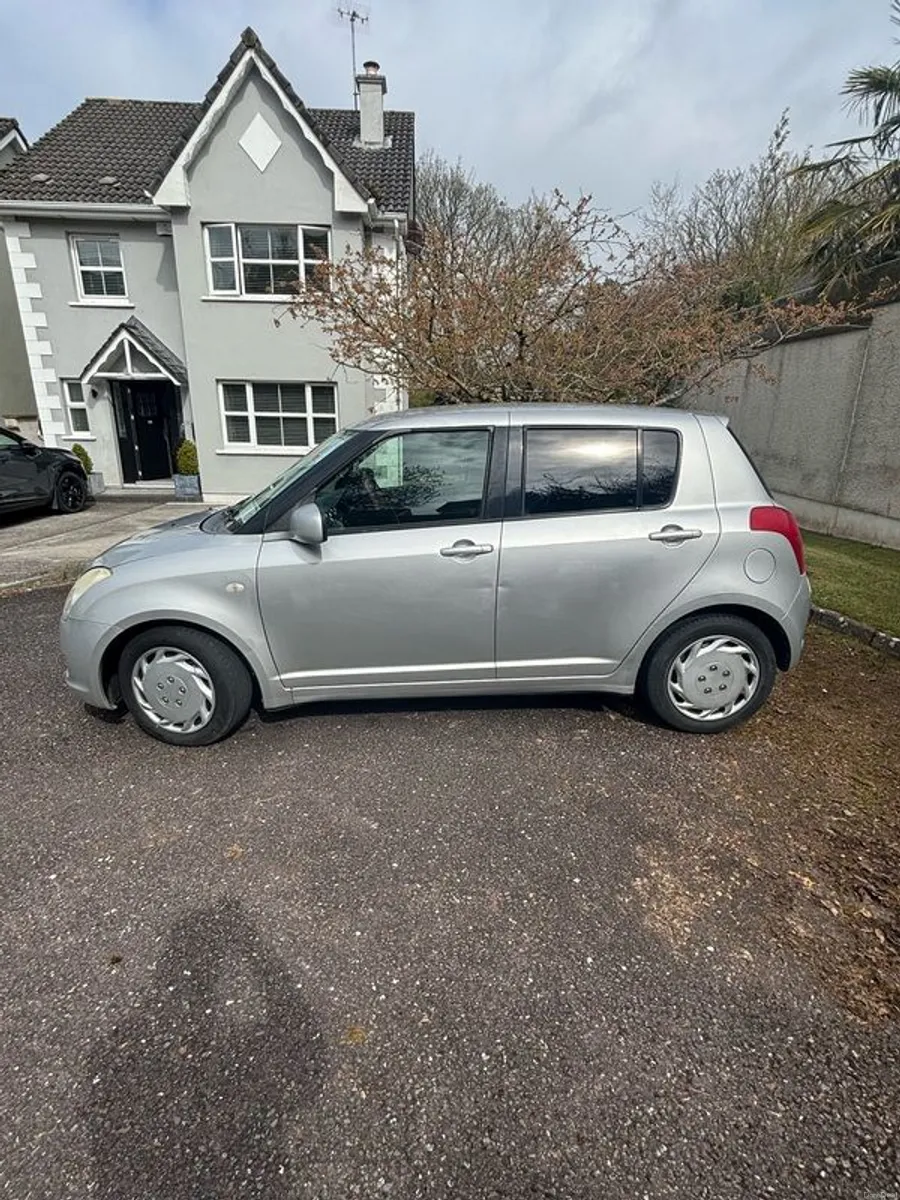 Automatic 2006 Suzuki Swift - Image 2