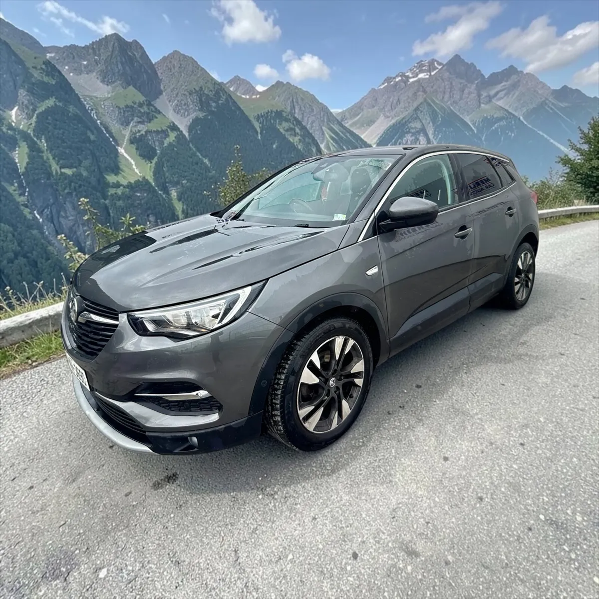 Vauxhall Grandland X 1.5 diesel - Image 3