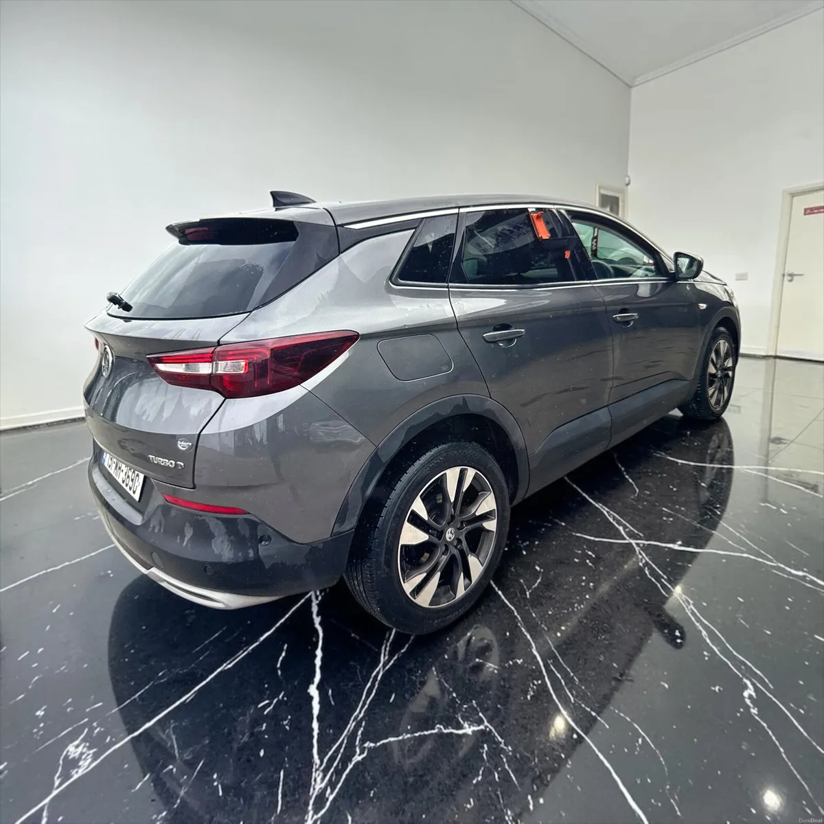 Vauxhall Grandland X 1.5 diesel - Image 2