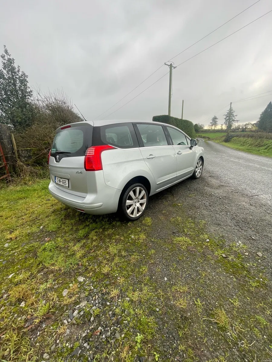 Peugeot 5008 - Image 4