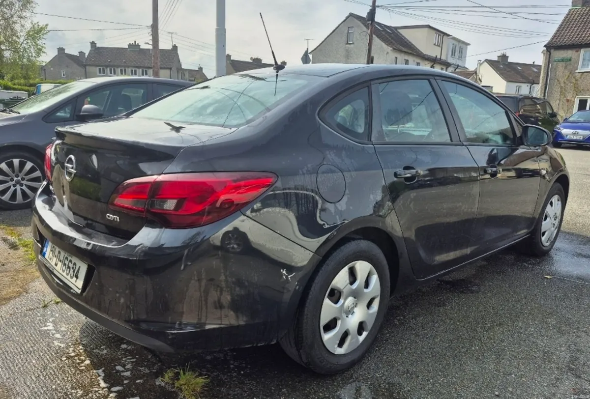 131 Opel Astra - Image 3