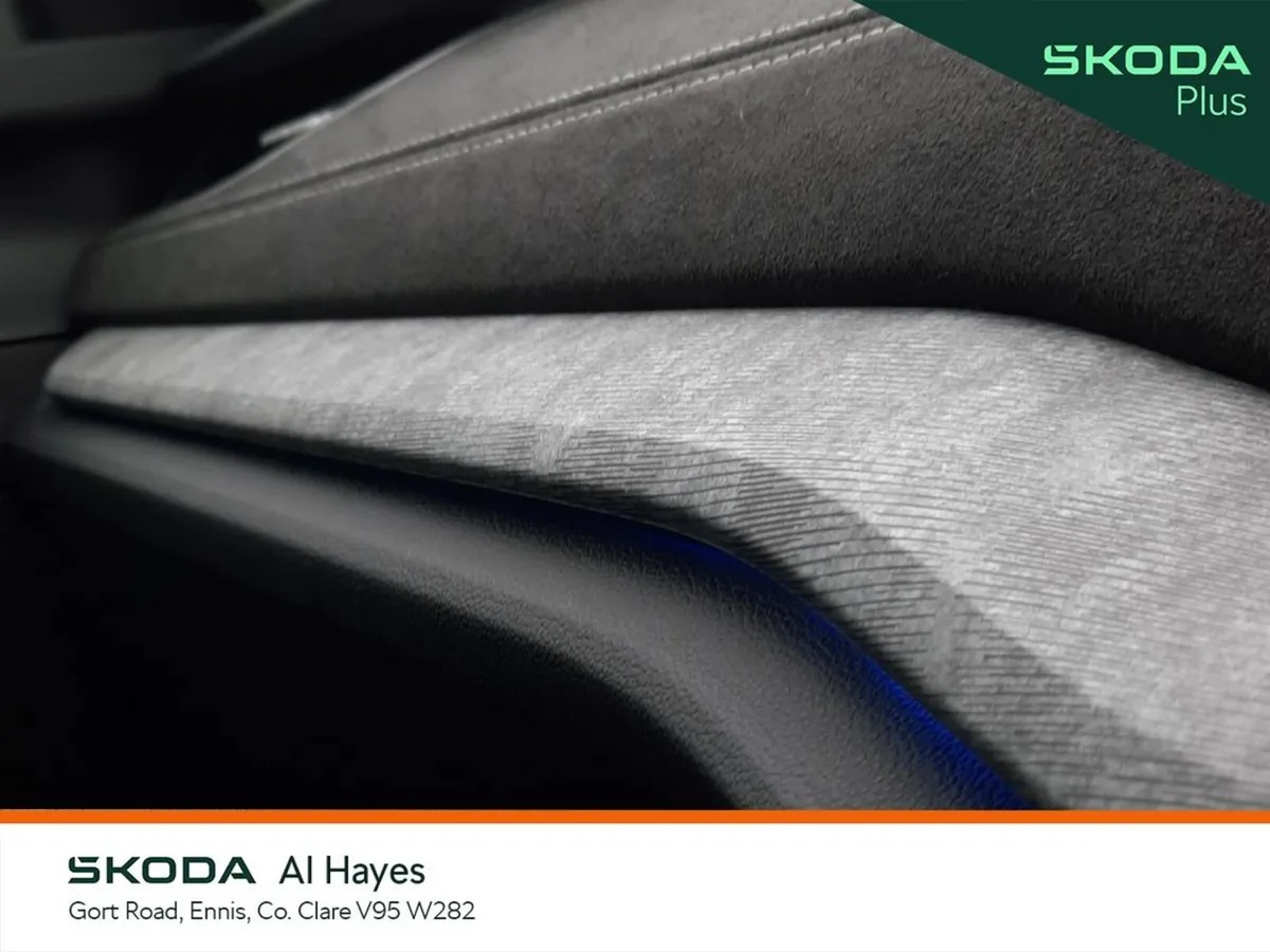 Skoda Octavia **LEATHER PACK**SELECTION + 2.0TDI 1 - Image 3