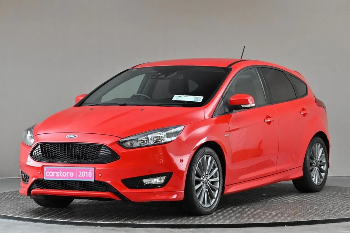 Ford Focus 1.0 ST-LINE ECOBOOST 140BHP 6SPD - Image 3