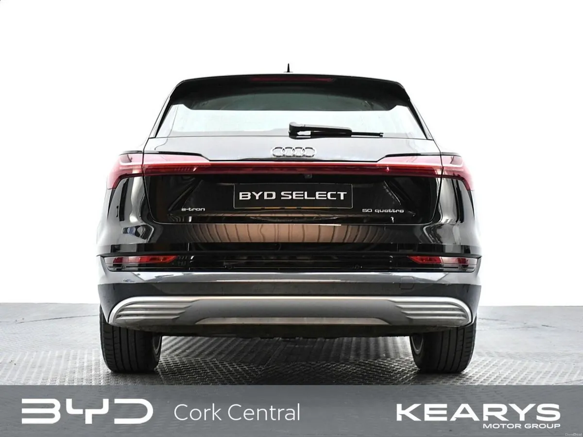 Audi e-tron Technik 50 Quattro 71.2 kWh - Image 3