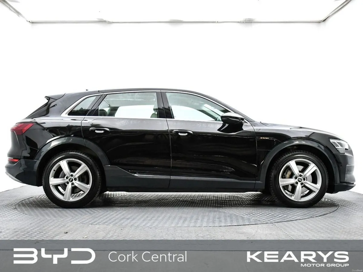 Audi e-tron Technik 50 Quattro 71.2 kWh - Image 5