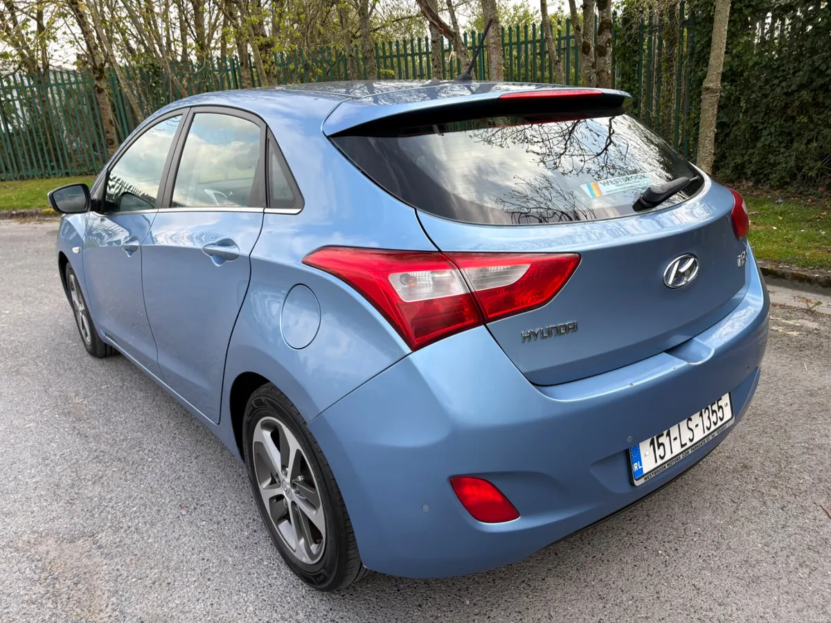 Hyundai i30 2015 Auto Diesel - Image 3