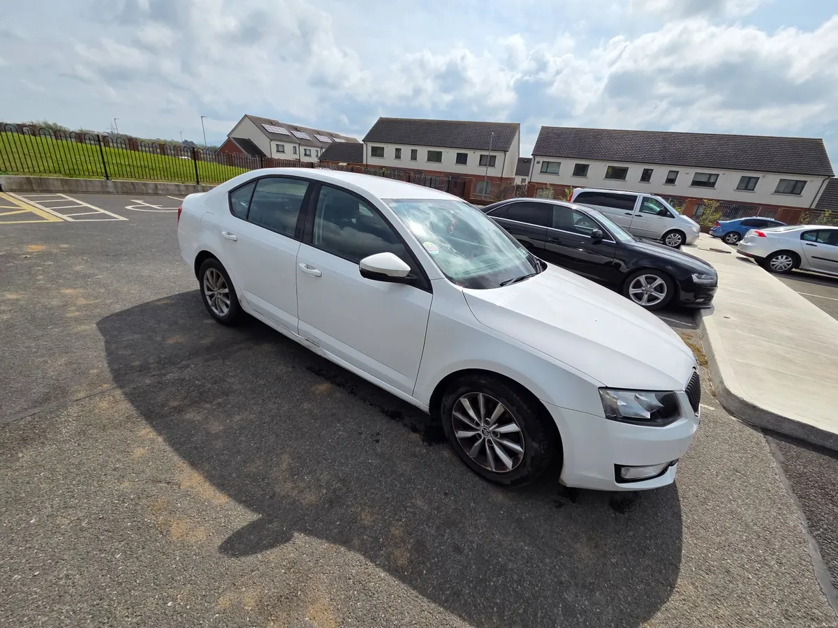 Skoda Octavia 2016 - Image 2