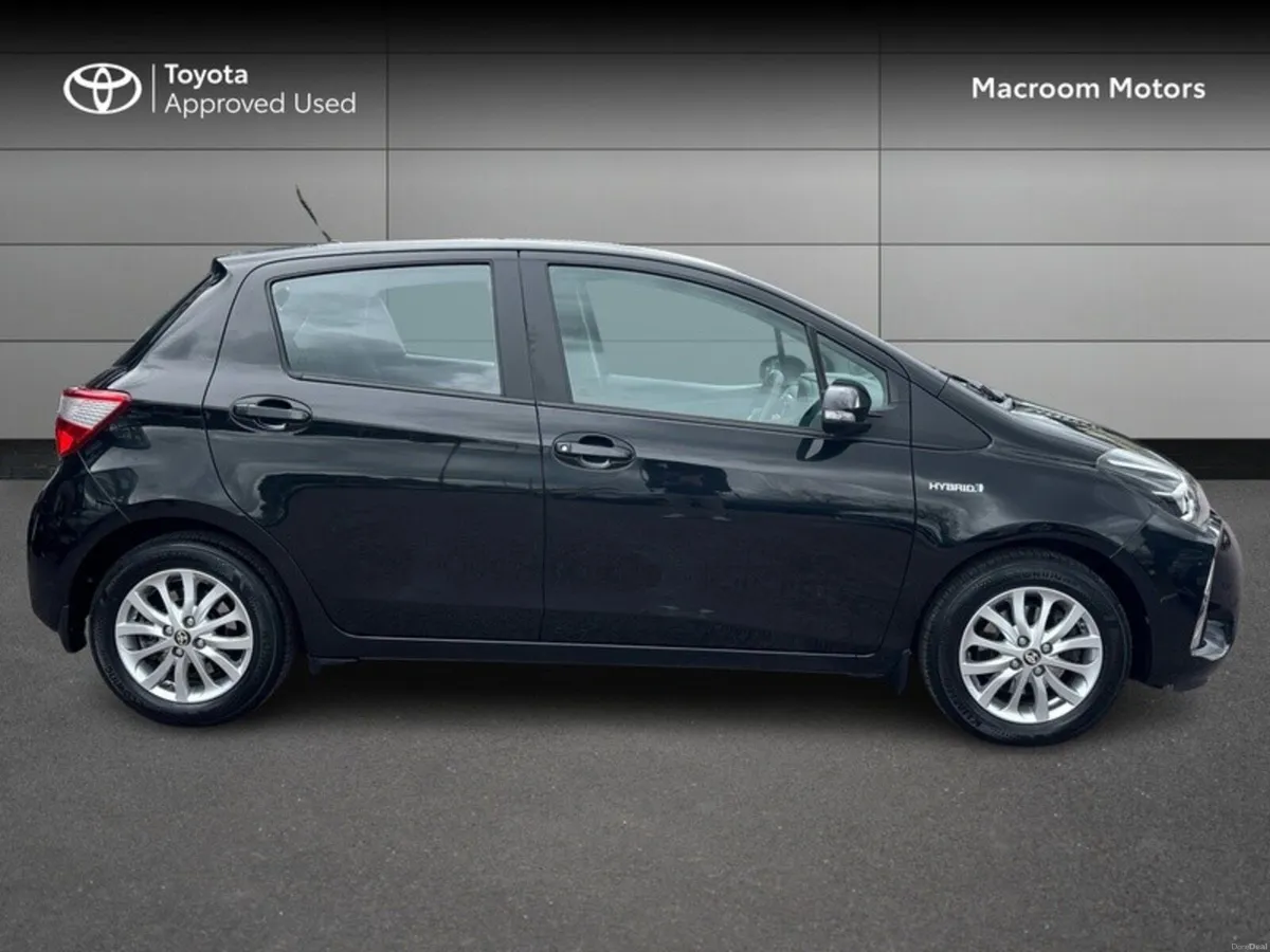 Toyota Yaris HY HYBRID LUNA 4DR AUTO - Image 3