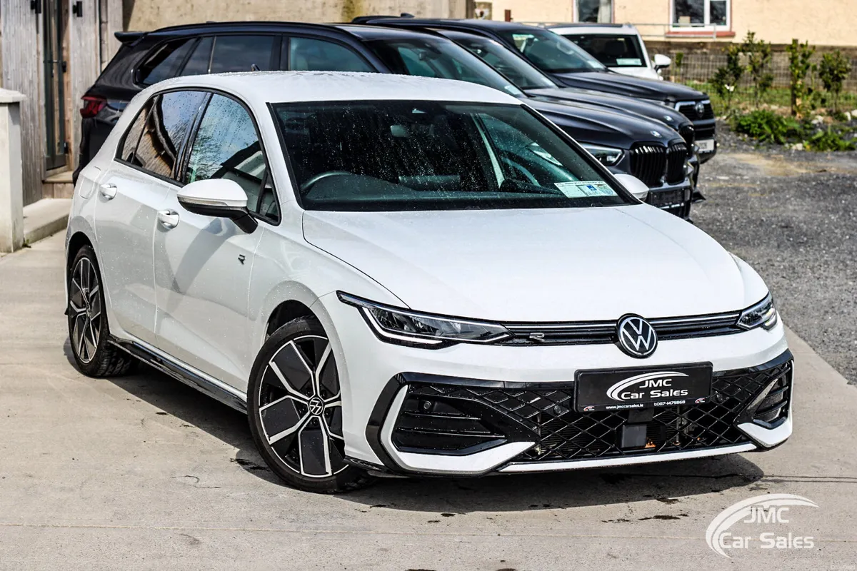 2025 VOLKSWAGEN GOLF R-LINE - Image 4