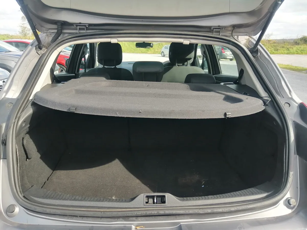 Renault Megane 2011 - Image 6