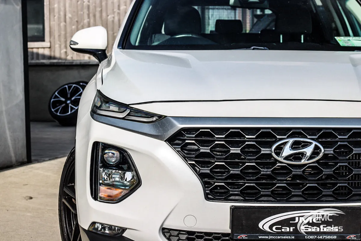STUNNING HYUNDAI SANTA FE COMFORT PLUS - Image 6