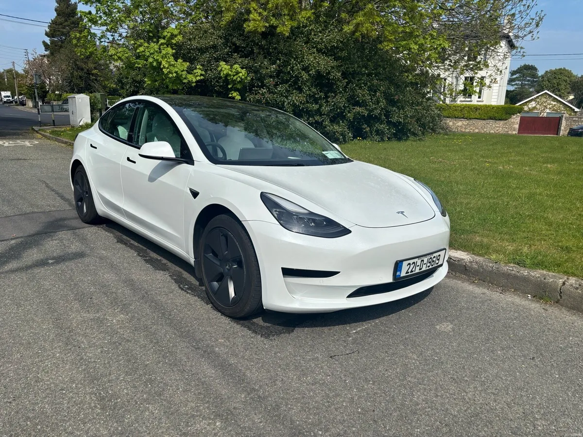 2022 Tesla 3 - Image 1