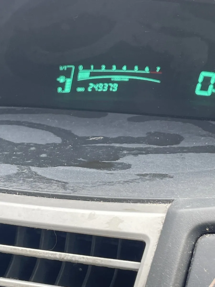 Toyota Yaris 2009 - Image 2