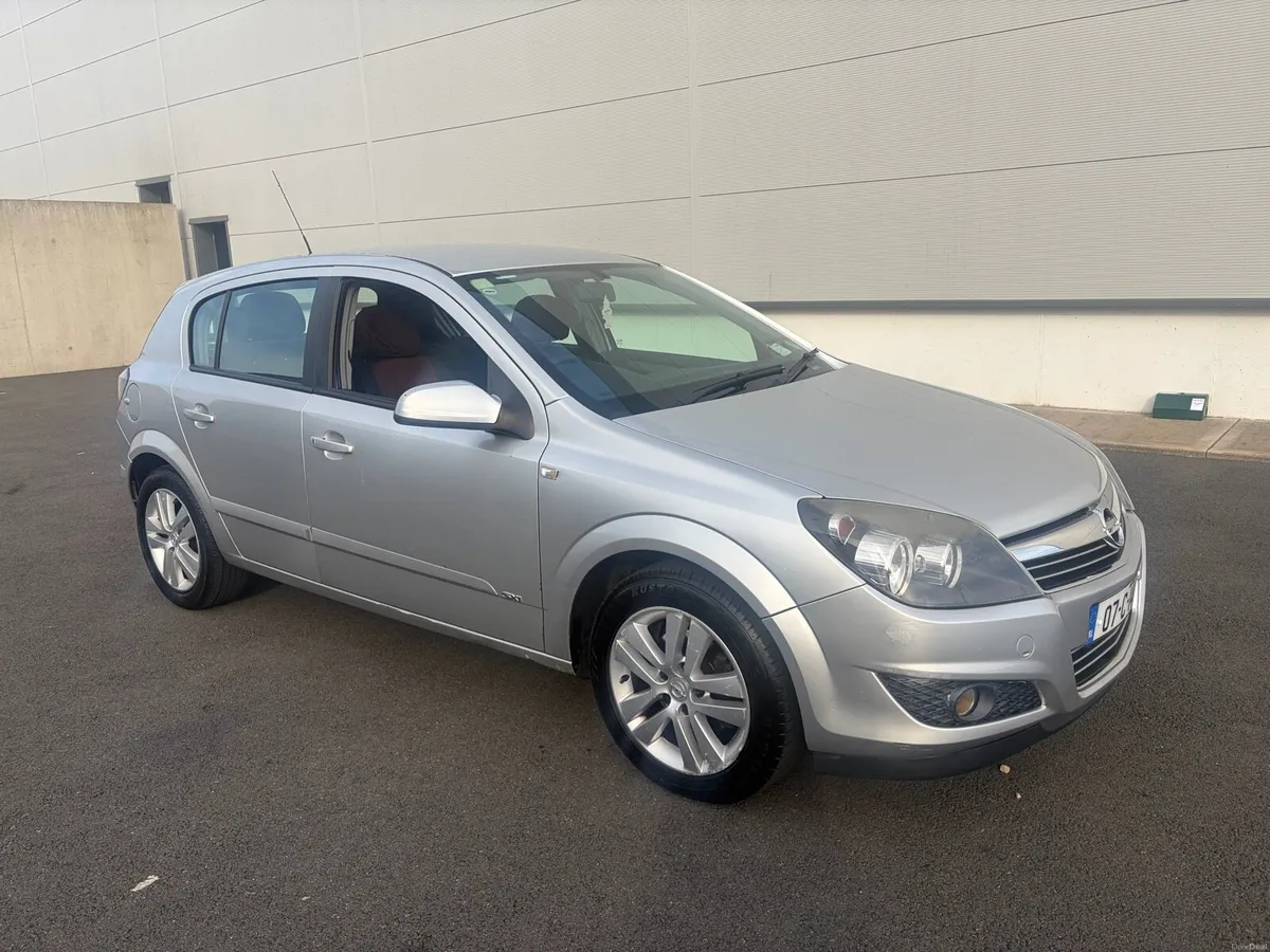 Opel Astra NCT & TAX - Image 2