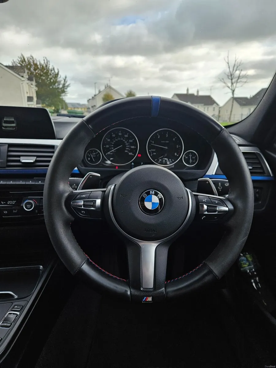 BMW 3-Series 2015 - Image 2