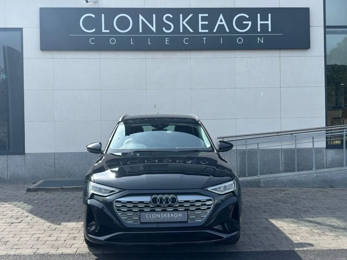 Audi Q8 e-tron QUATTRO SPORT - Image 2