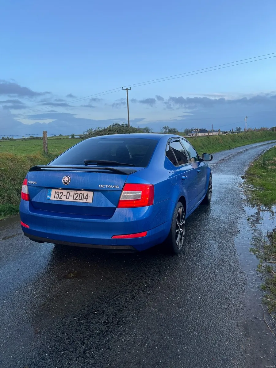 Blue Skoda Octavia - Image 2