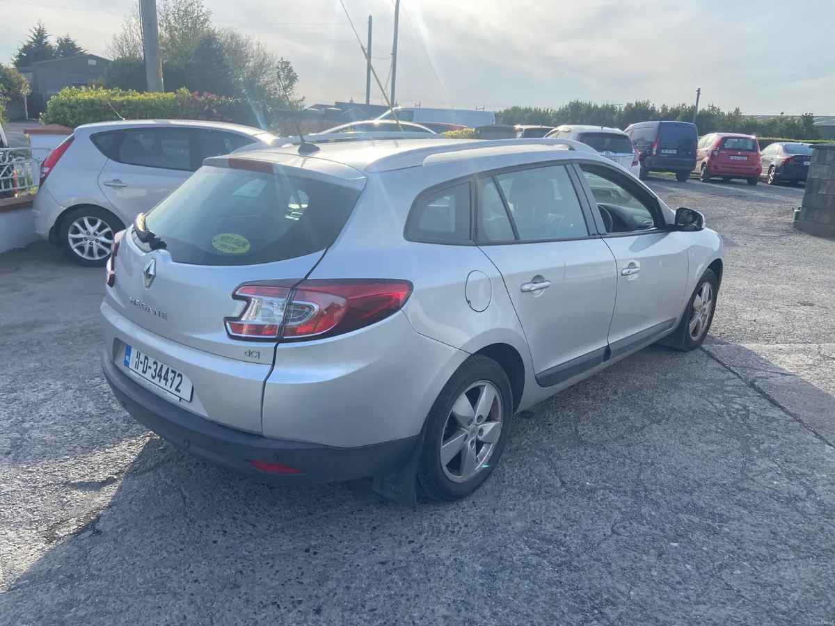 Renault Megane 2011 nct and taxed - Image 3
