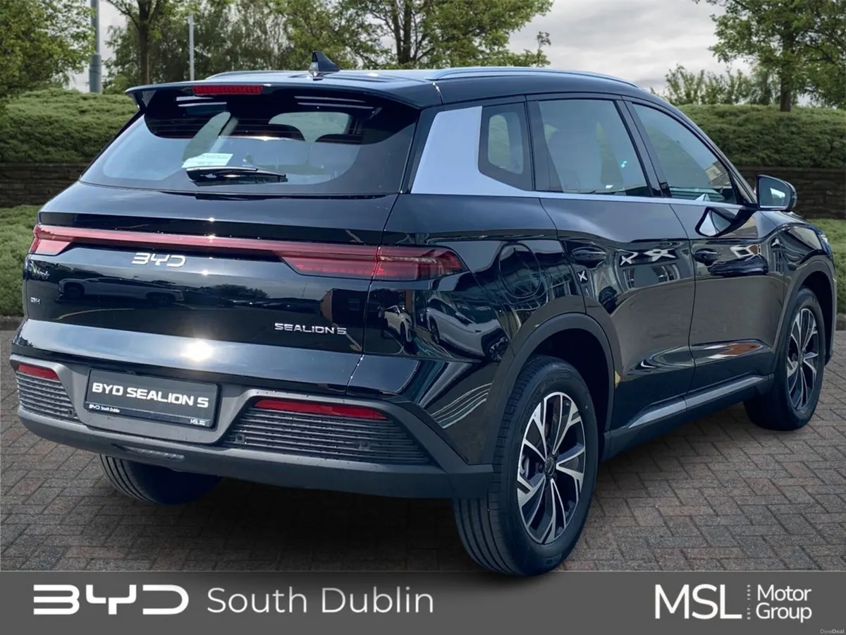 BYD SEALION 5 ***ORDER NOW FOR 261***Comfort - Image 4