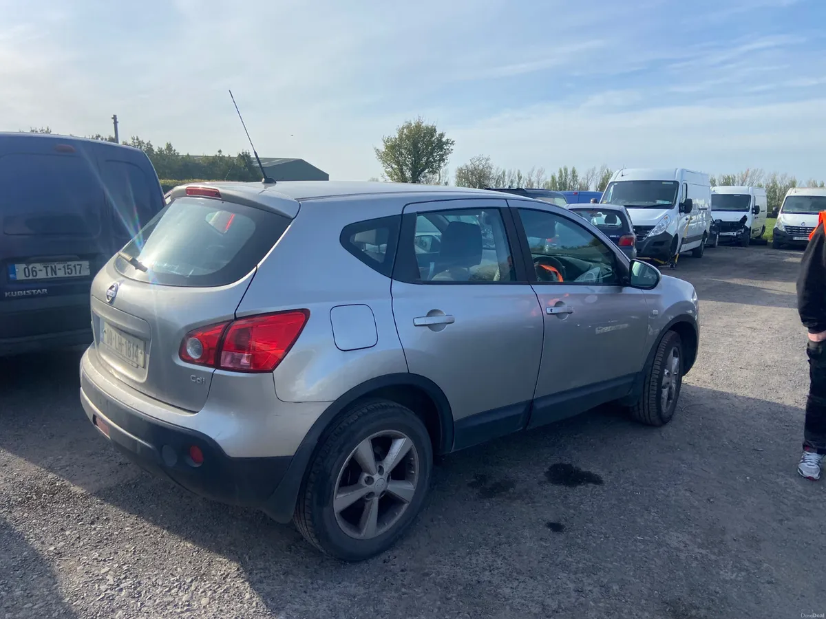 Nissan Qashqai 2009 - Image 4
