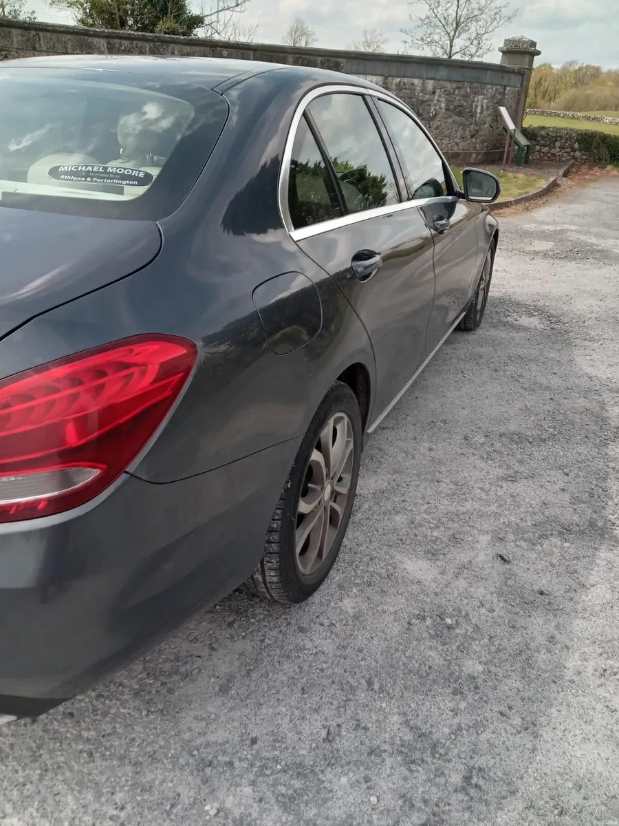 Mercedes-Benz C-Class 2016 - Image 3