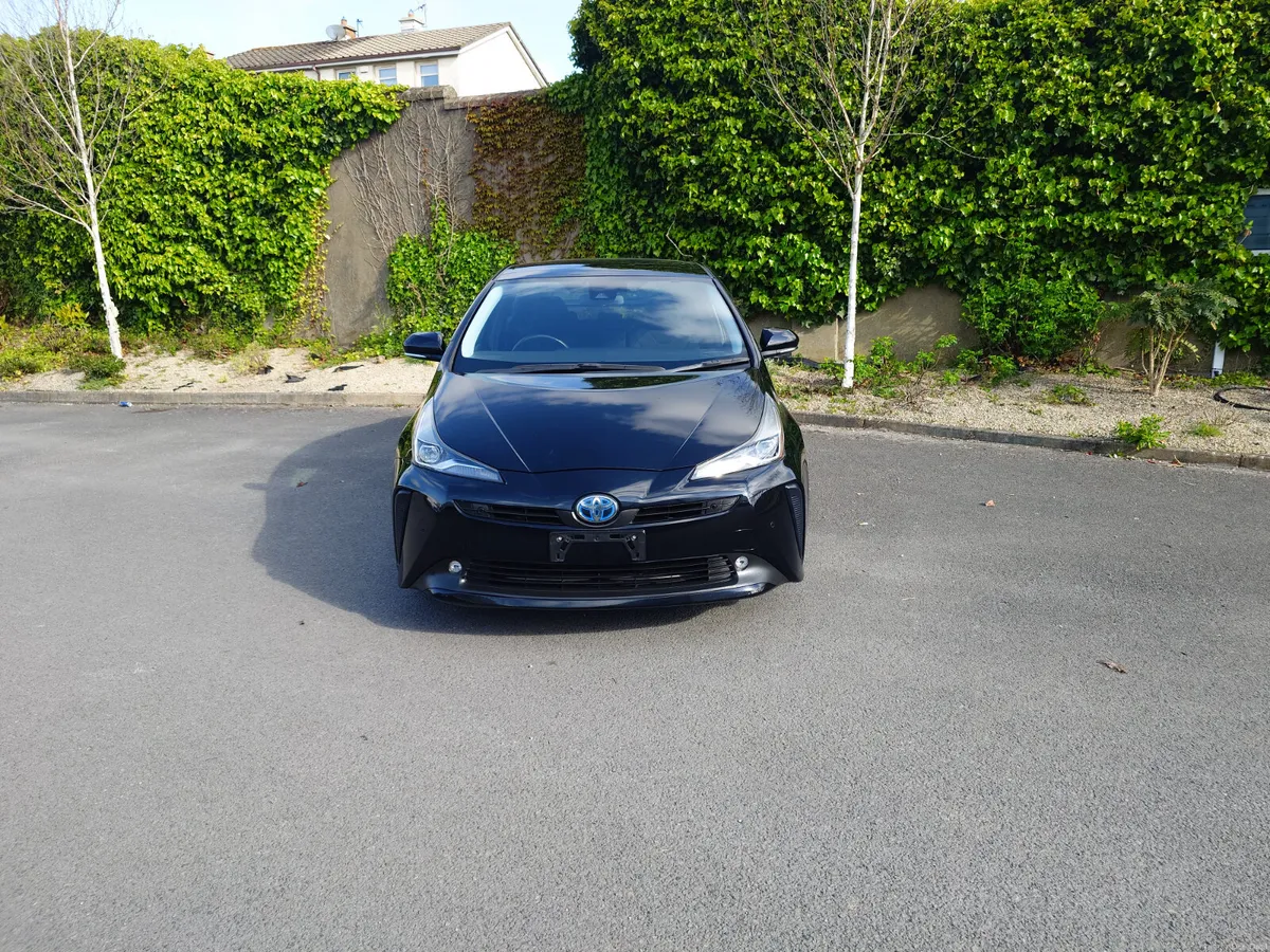Toyota Prius Hybrid S - Image 3