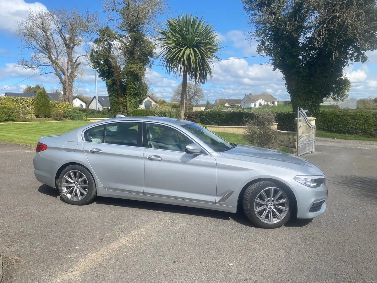 BMW 5-Series 2018 - Image 4