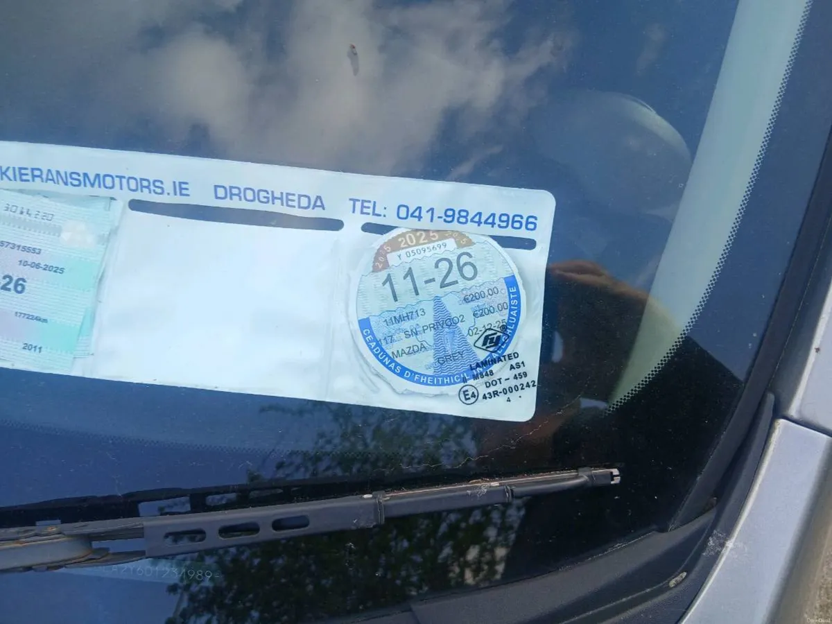 2011 Mazda 3 !! New nct !! - Image 3