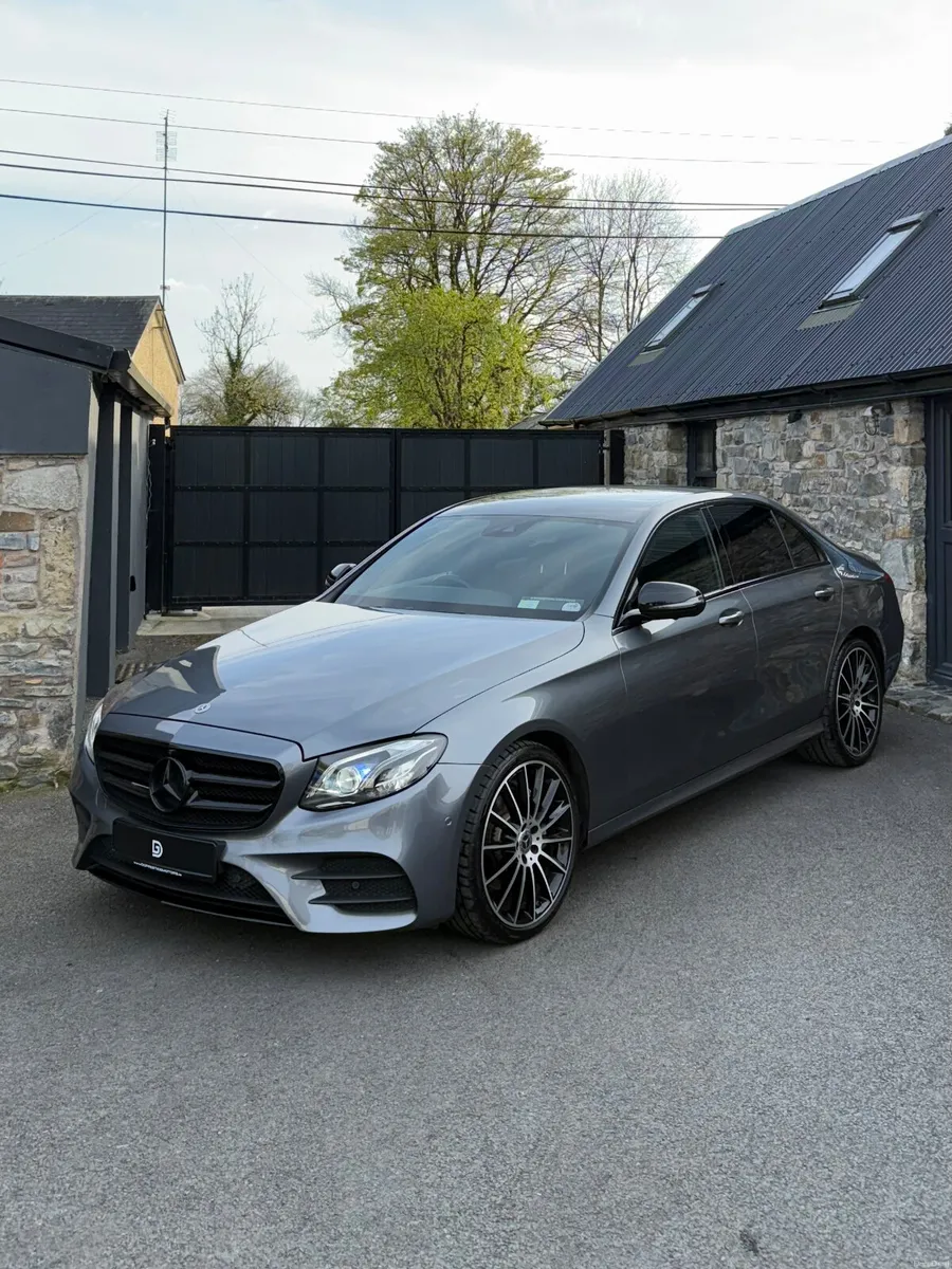 2020 MERCEDES E220D AMG NIGHT EDITION PREMIUM - Image 3