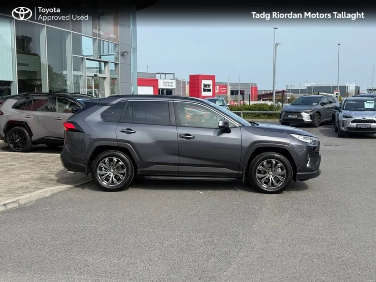 Toyota RAV4 HYBRID SOL ** LOW KM ** - Image 3