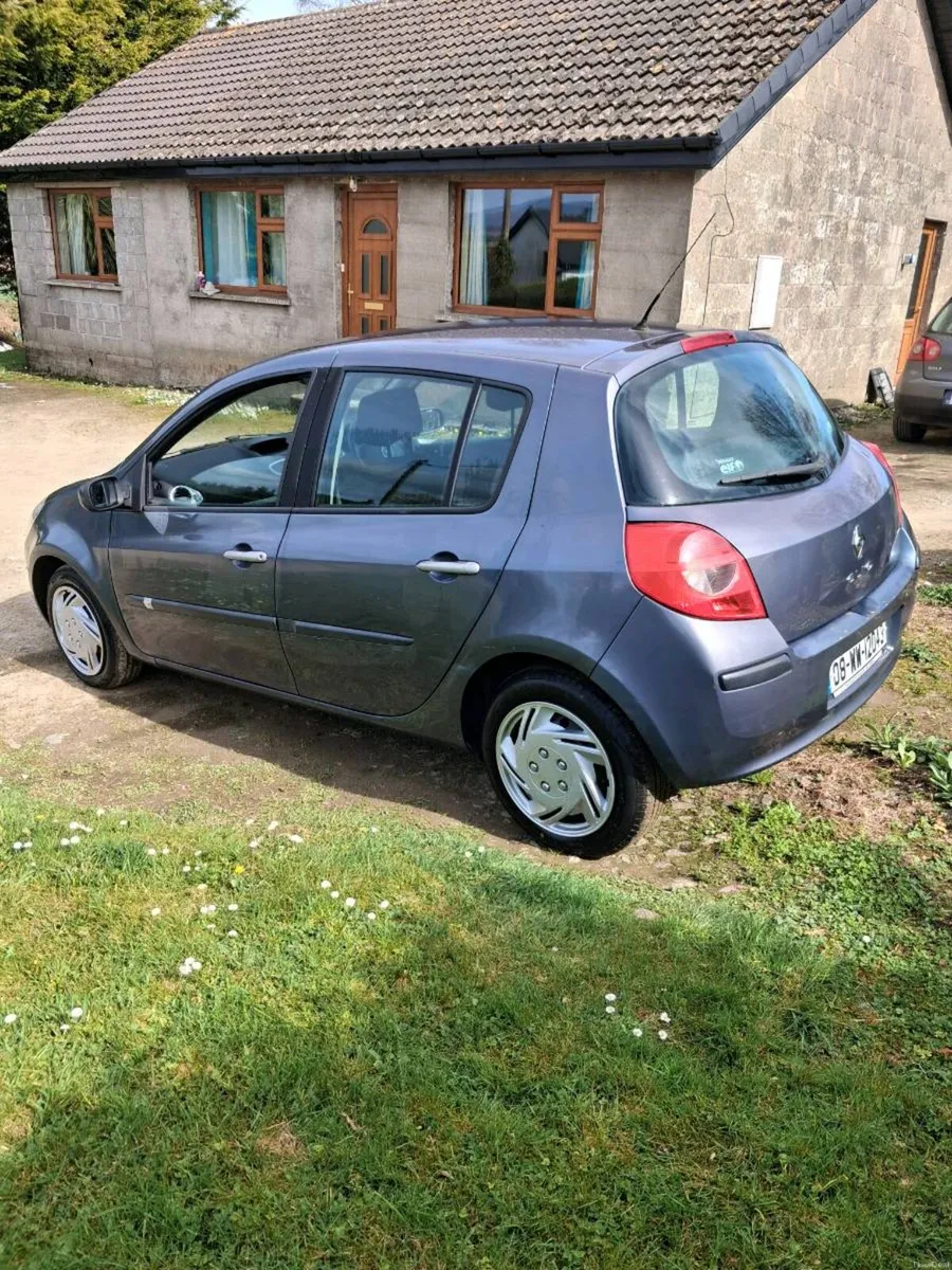 Renault clio - Image 2