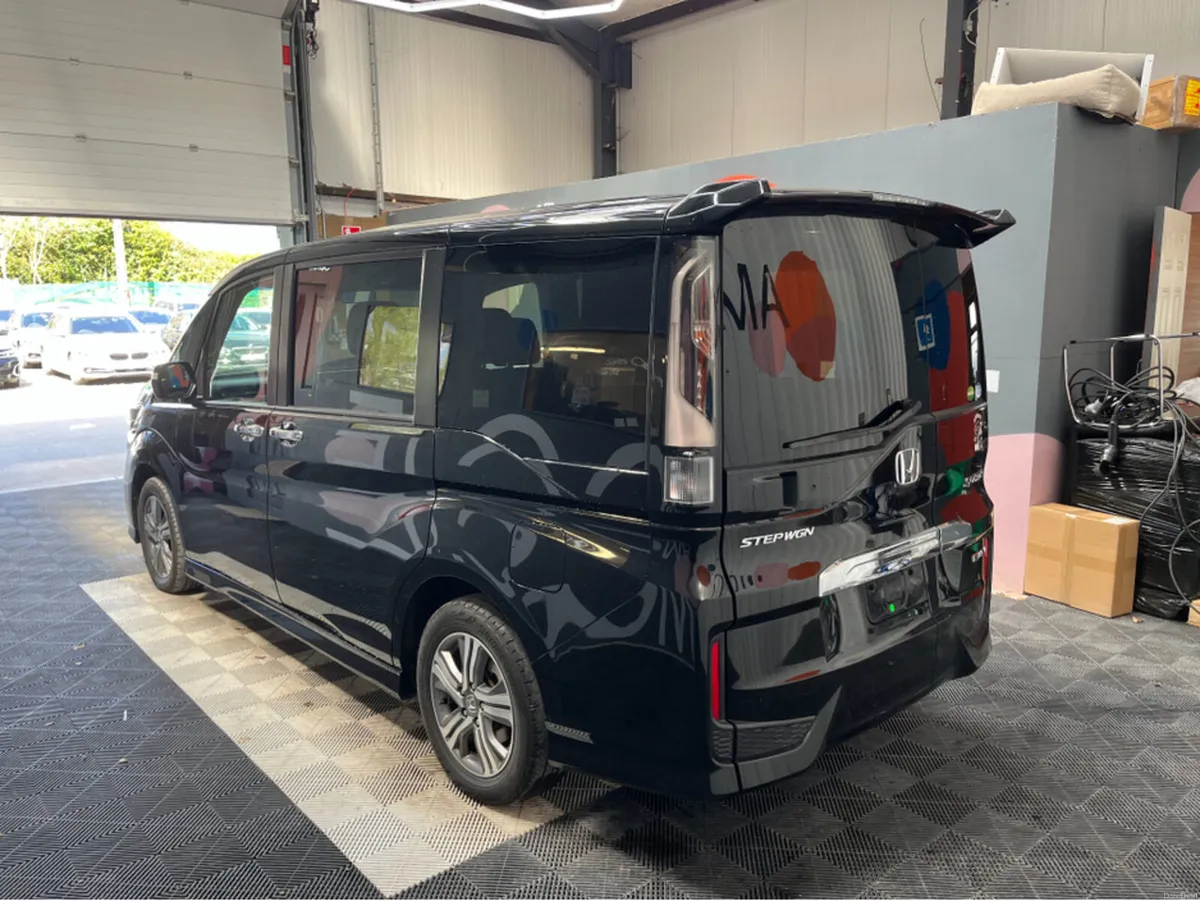 Honda Stepwagon 2021 HONDA STEPWAGON SPADA EHEV G - Image 4