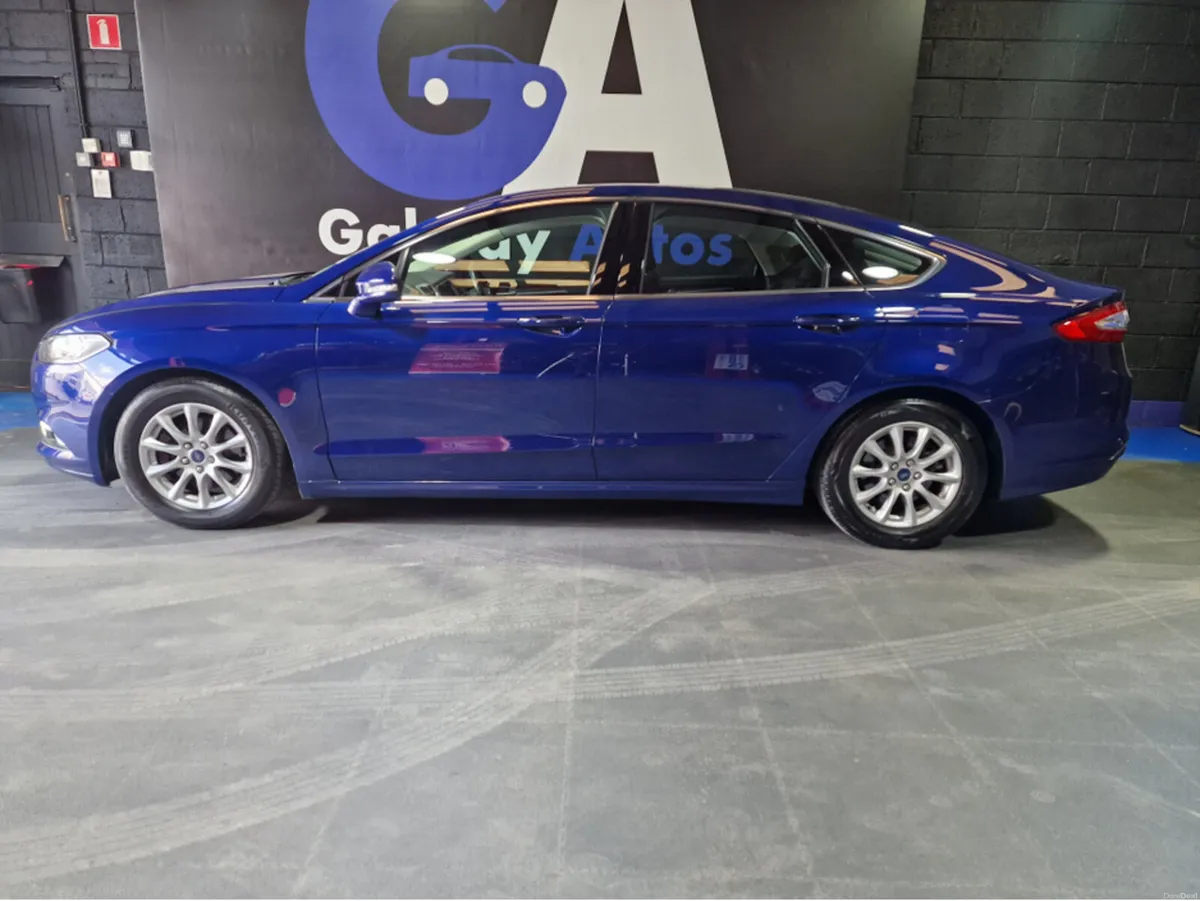 Ford Mondeo LOW MILEAGE** SAT NAV, IMMACULATE CAR, - Image 5