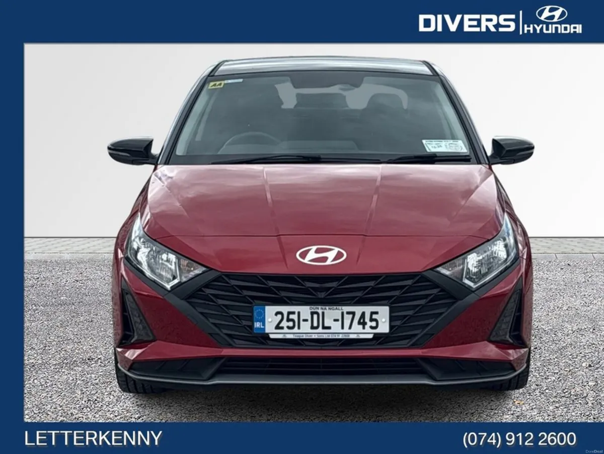 Hyundai i20 Deluxe Plus 2tone - Image 4