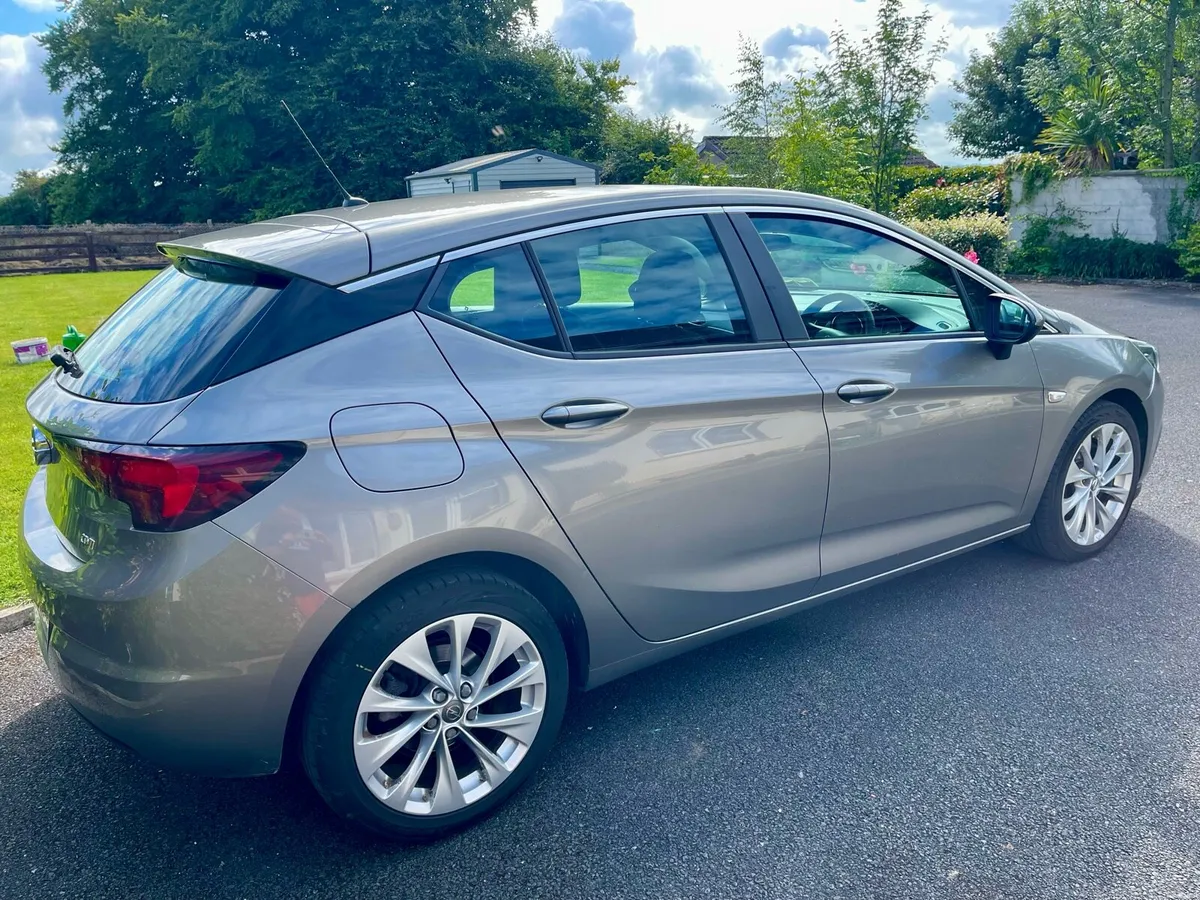 2017 Opel Astra - Image 3